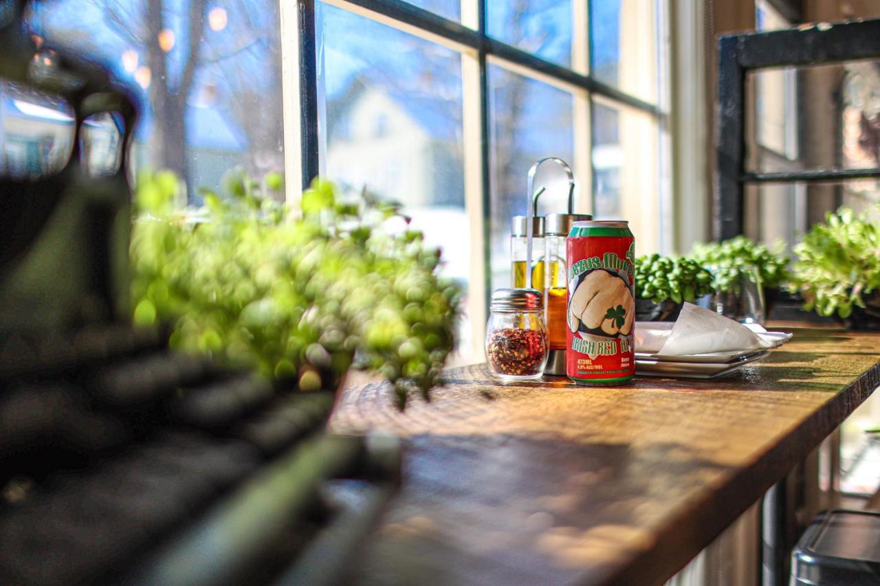 Bed & Breakfast The Kitch'inn - Boutique And Wine Bar *